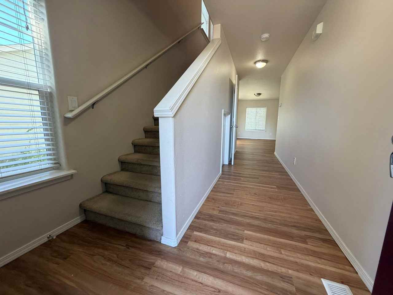 4115 Geranium Loop Ne - Photo 2 of 20