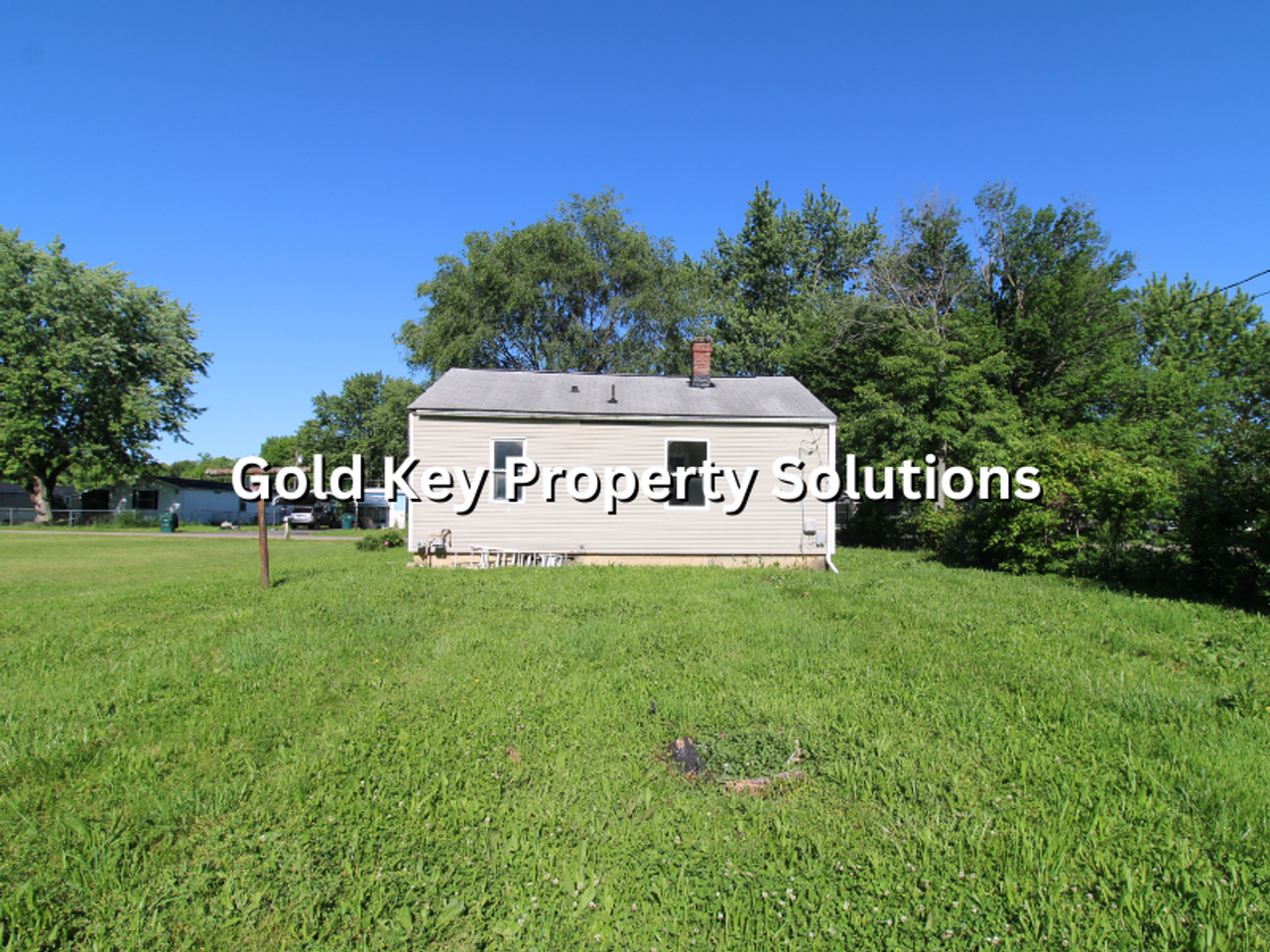 300 N Biltmore Ave - Photo 4 of 18