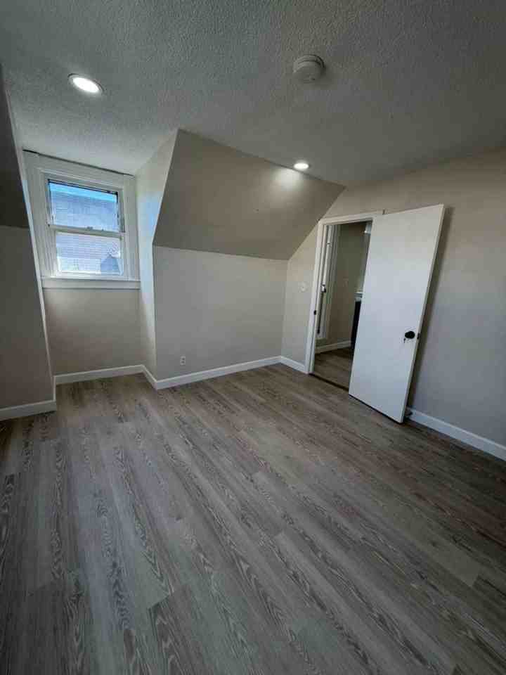 57 Magnolia St LLC - Photo 4 of 22