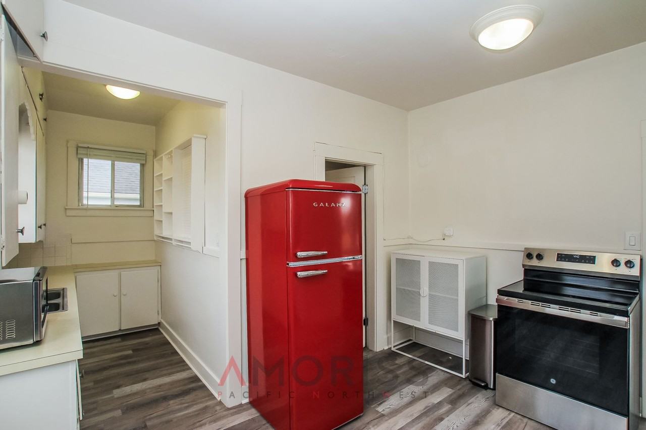 3611 E Howe St - Photo 5 of 21