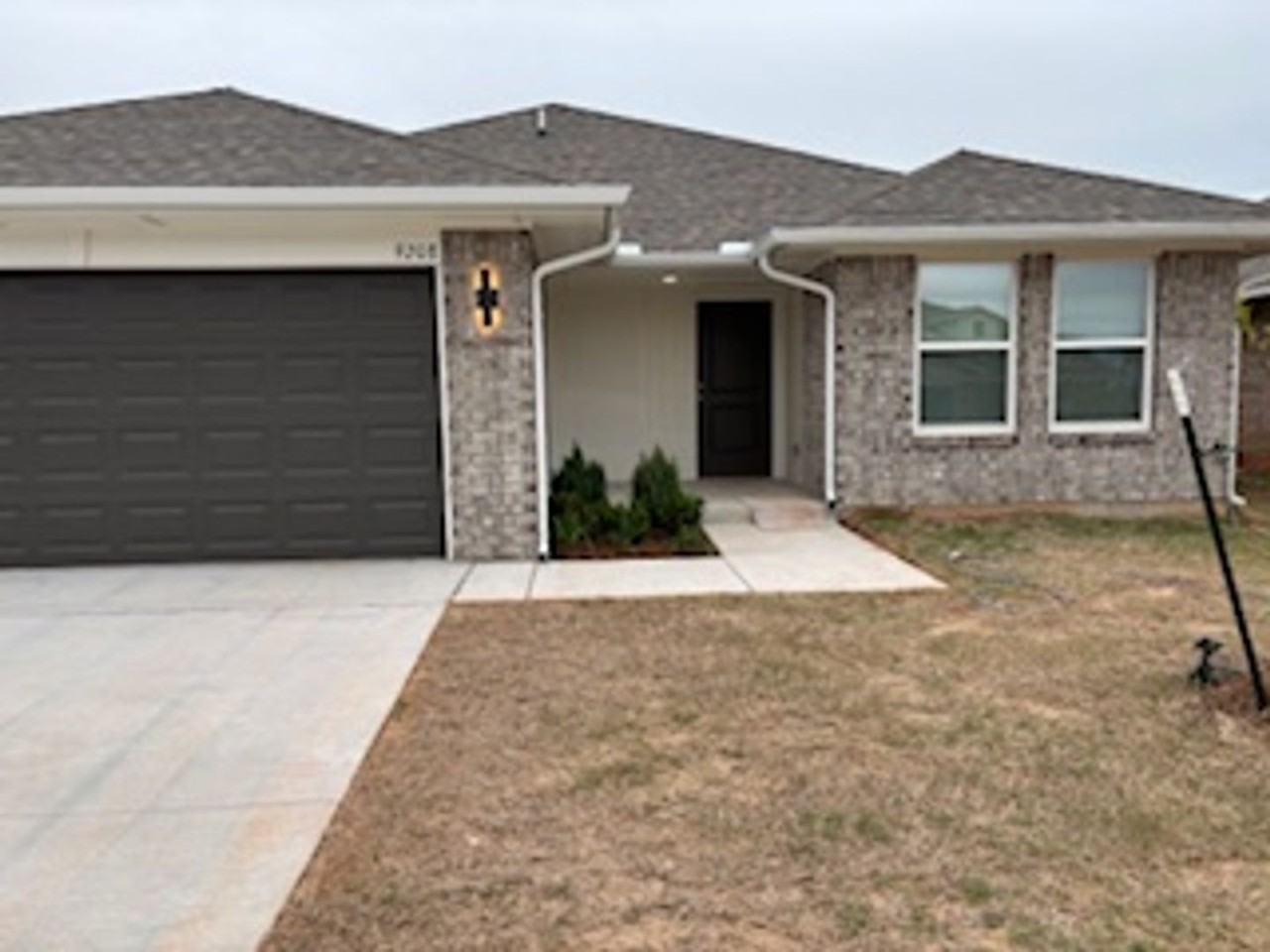 9208 Blackfork Ln - Photo 2 of 17
