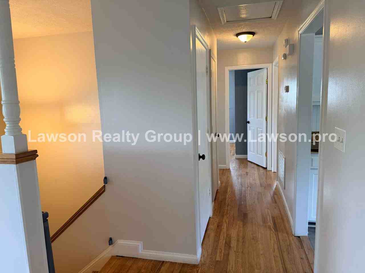 2868 Silver Leaf Dr - Photo 5 of 33