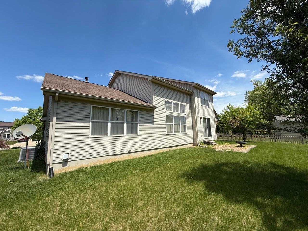 4674 Carter Pl - Photo 2 of 16
