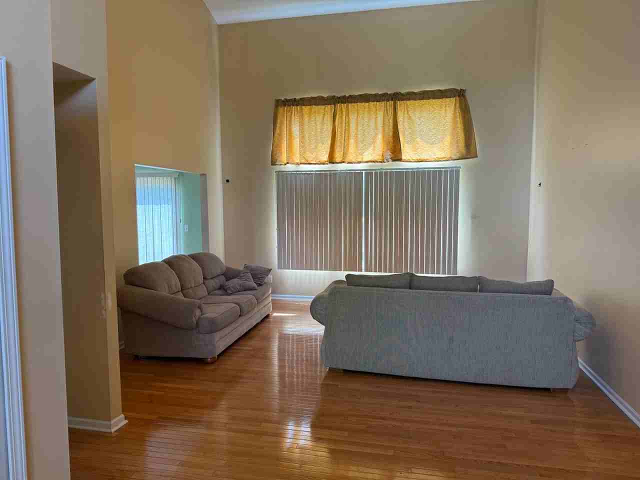 4674 Carter Pl - Photo 4 of 16