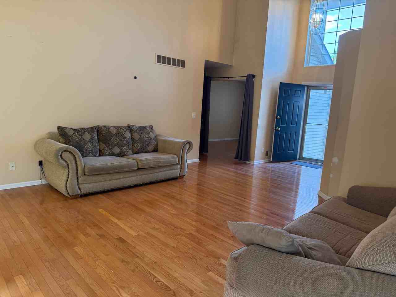 4674 Carter Pl - Photo 5 of 16