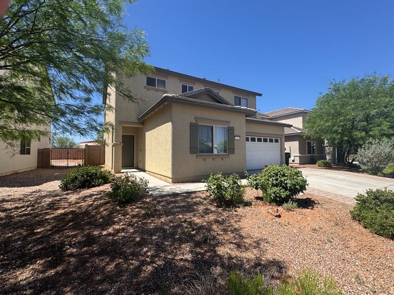 5244 Encanto Dr - Photo 2 of 28