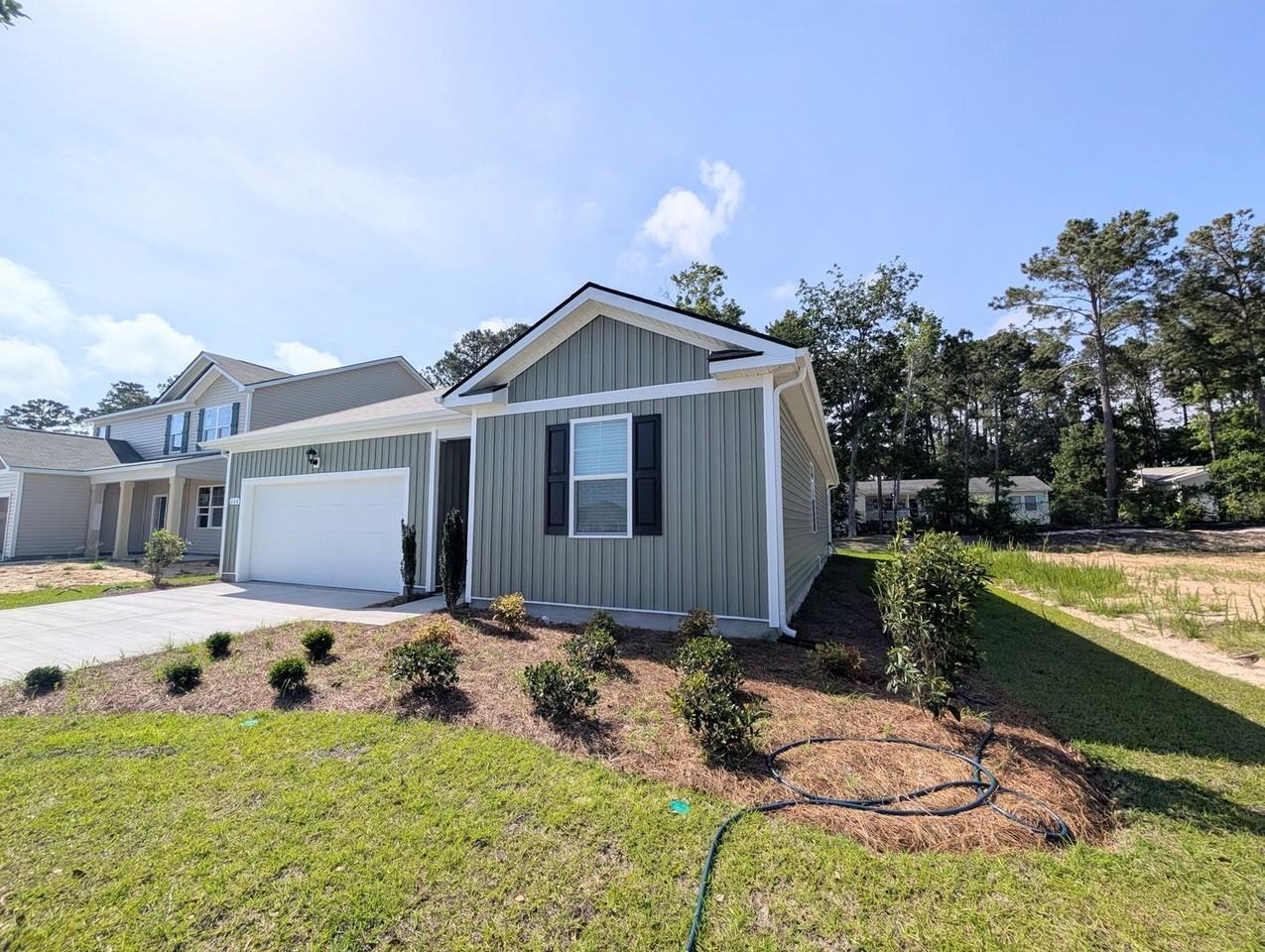 664 Grateful Dr - Photo 2 of 32