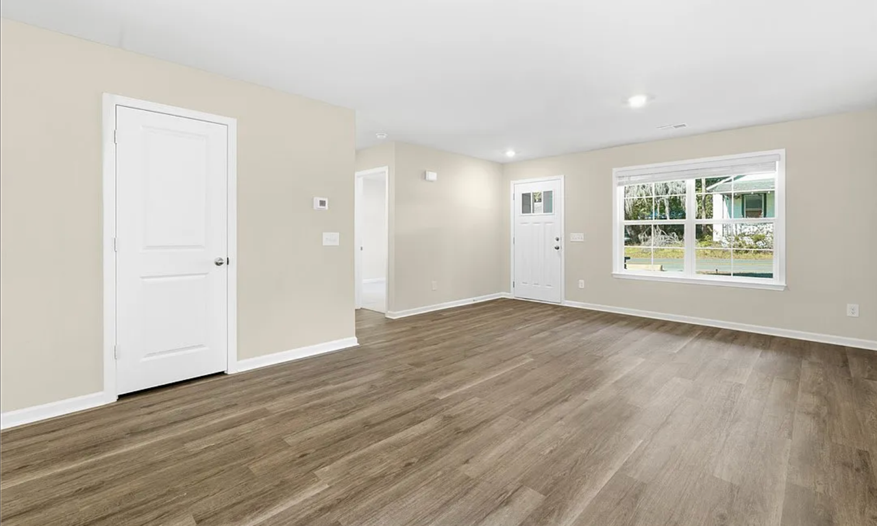 7 Iola St - Photo 2 of 20