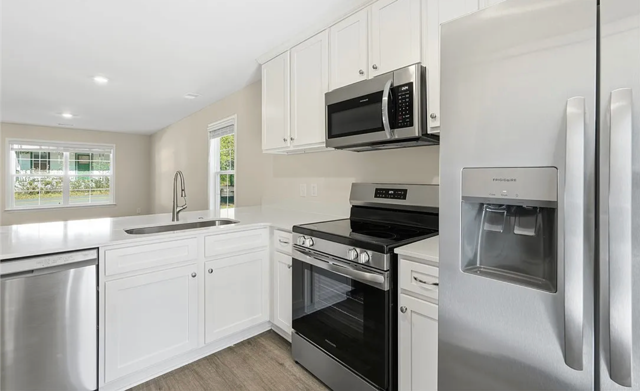 7 Iola St - Photo 7 of 20