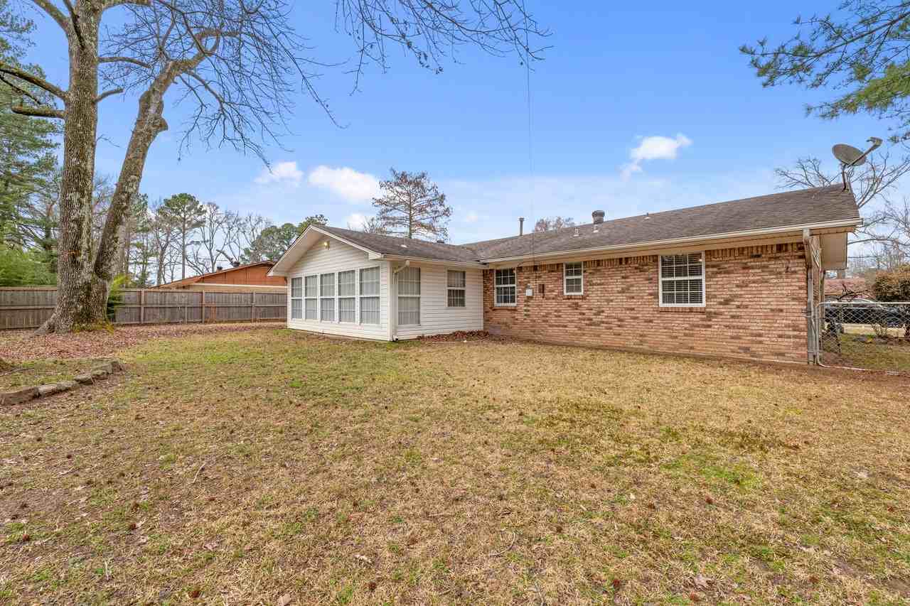104 Quapaw Pl - Photo 4 of 35