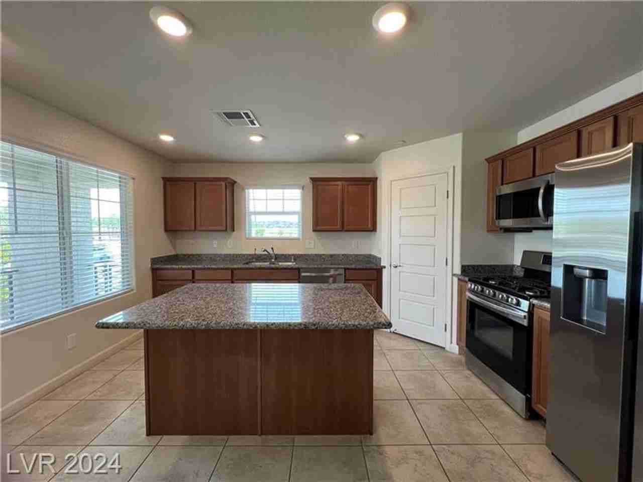 649 Pickled Pepper Pl - Photo 4 of 23