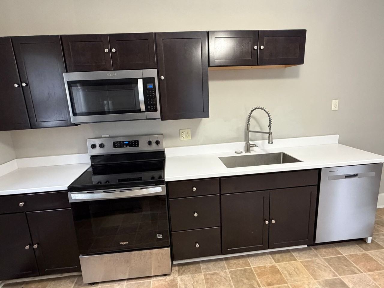 250 N 2nd St - Photo 6 of 11