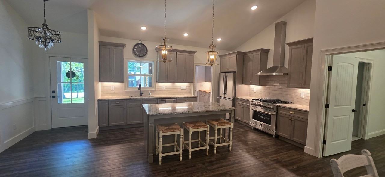 701 Westchester Dr - Photo 6 of 16