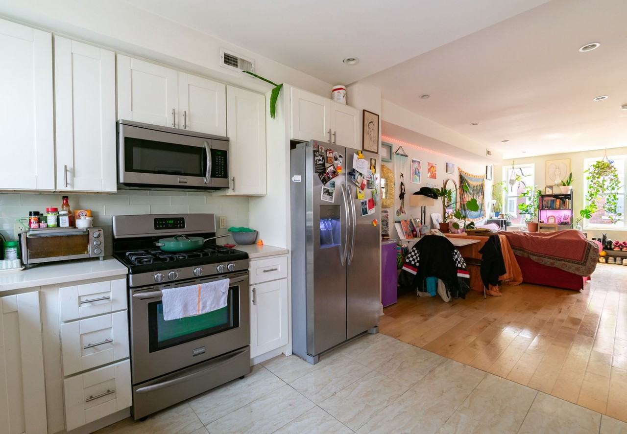 1538 S Opal St - Photo 6 of 23