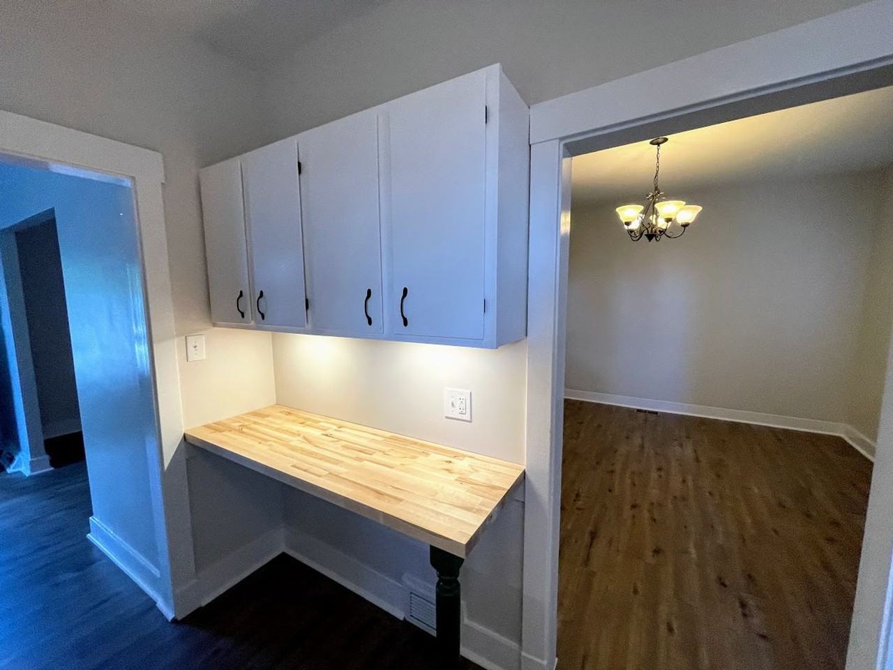 205 Van Wyck Ave - Photo 3 of 14