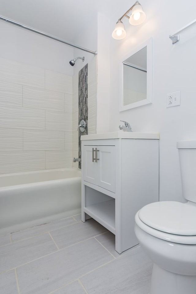 8000 S Justine St - Photo 3 of 6