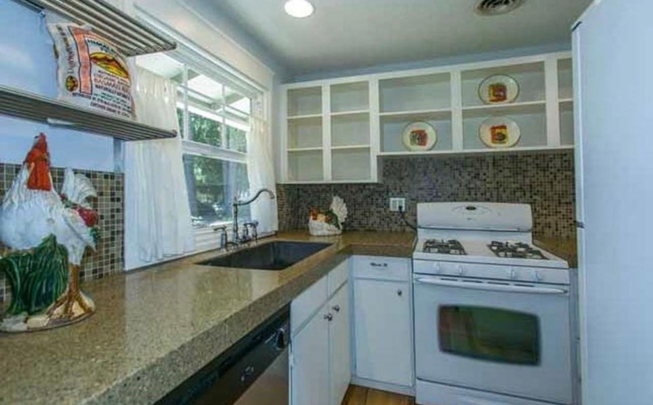 6053 Fernbrook St - Photo 6 of 16