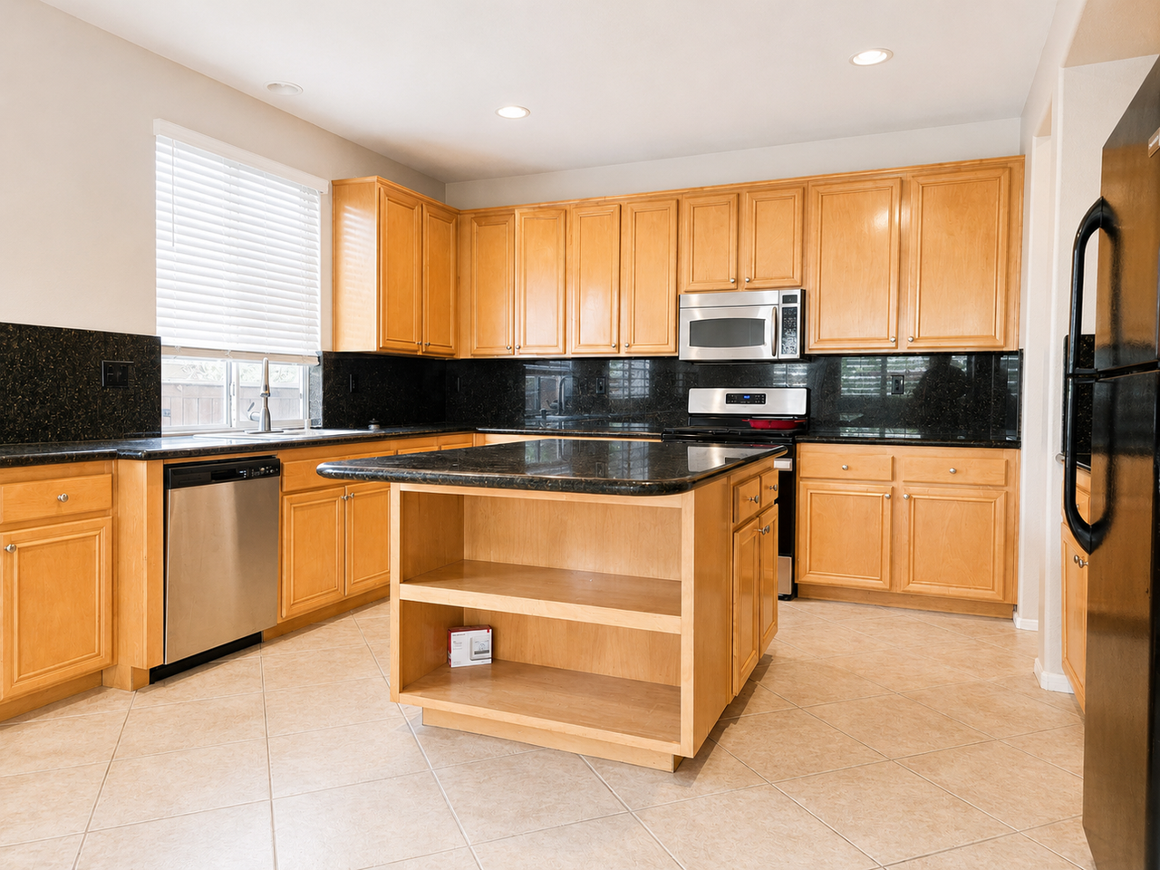 686 Jay Ct - Photo 6 of 19