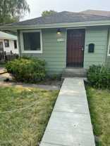705 Se High St - Photo 1 of 1