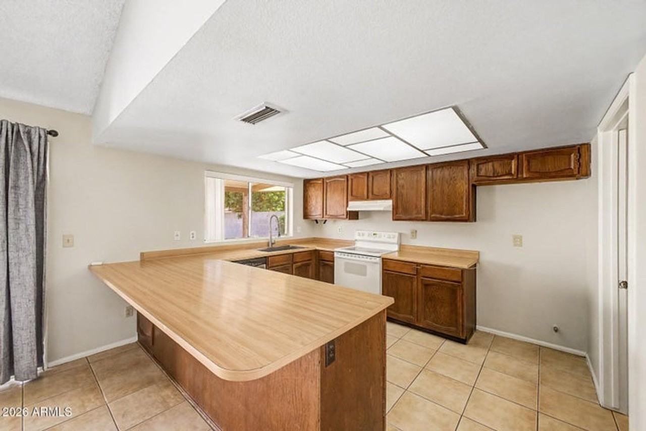5733 W Mescal St - Photo 5 of 17