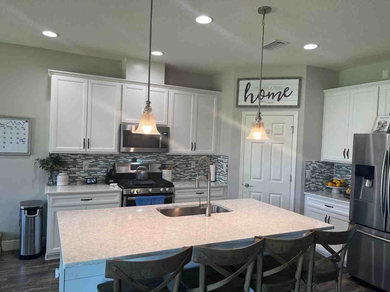6125 Colmar Pl - Photo 4 of 16
