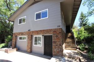 featured image of 208 W Dale Ave