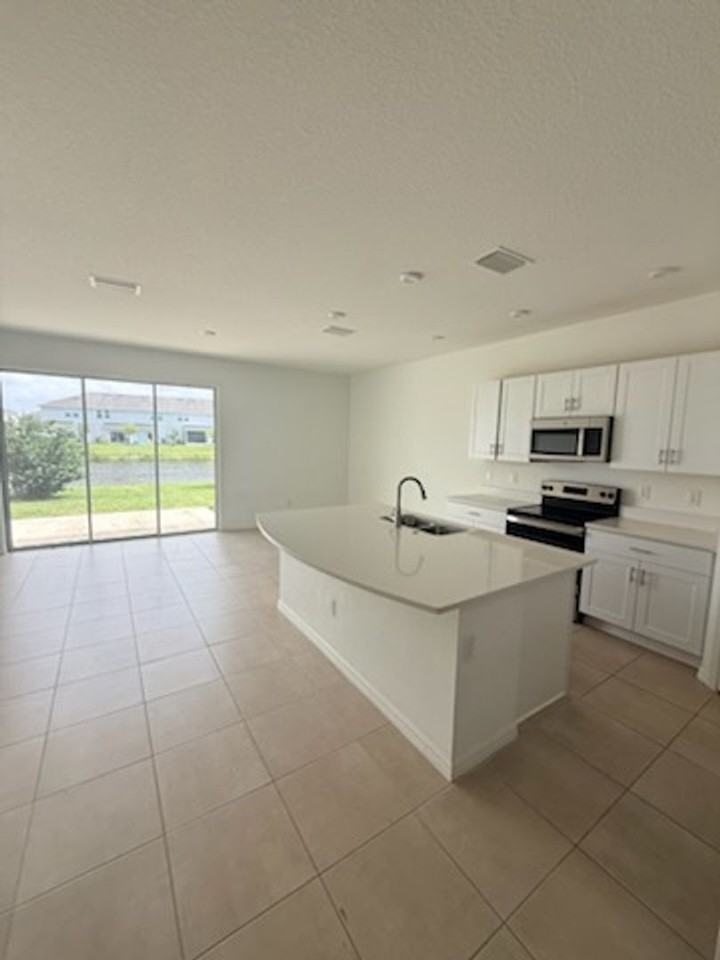 5780 Haven Ter - Photo 3 of 17