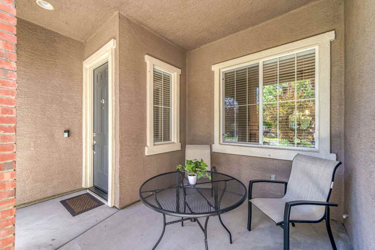 10577 Eagle Falls Way - Photo 6 of 40