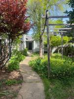 featured image of 5017 10th Ave