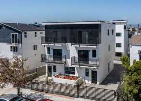 4647 W 18th St - Photo 1 of 1