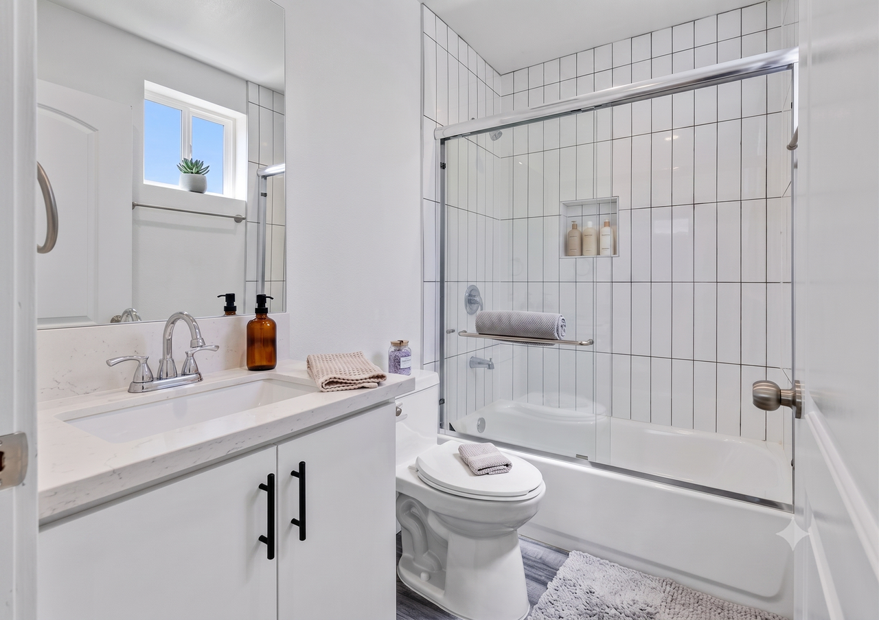 4647 W 18th St - Photo 5 of 23