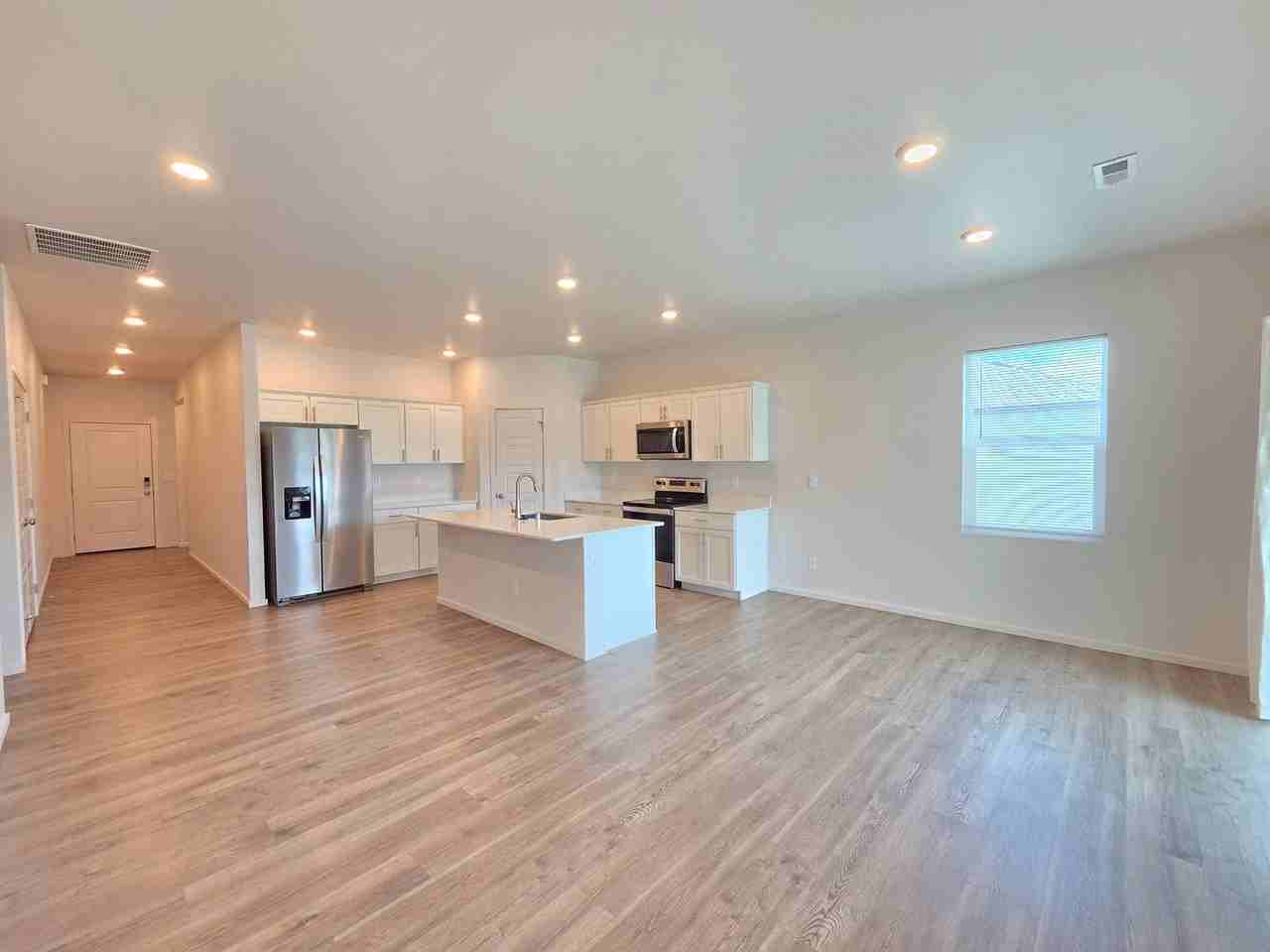 10517 W Sorenstam Rd - Photo 2 of 26