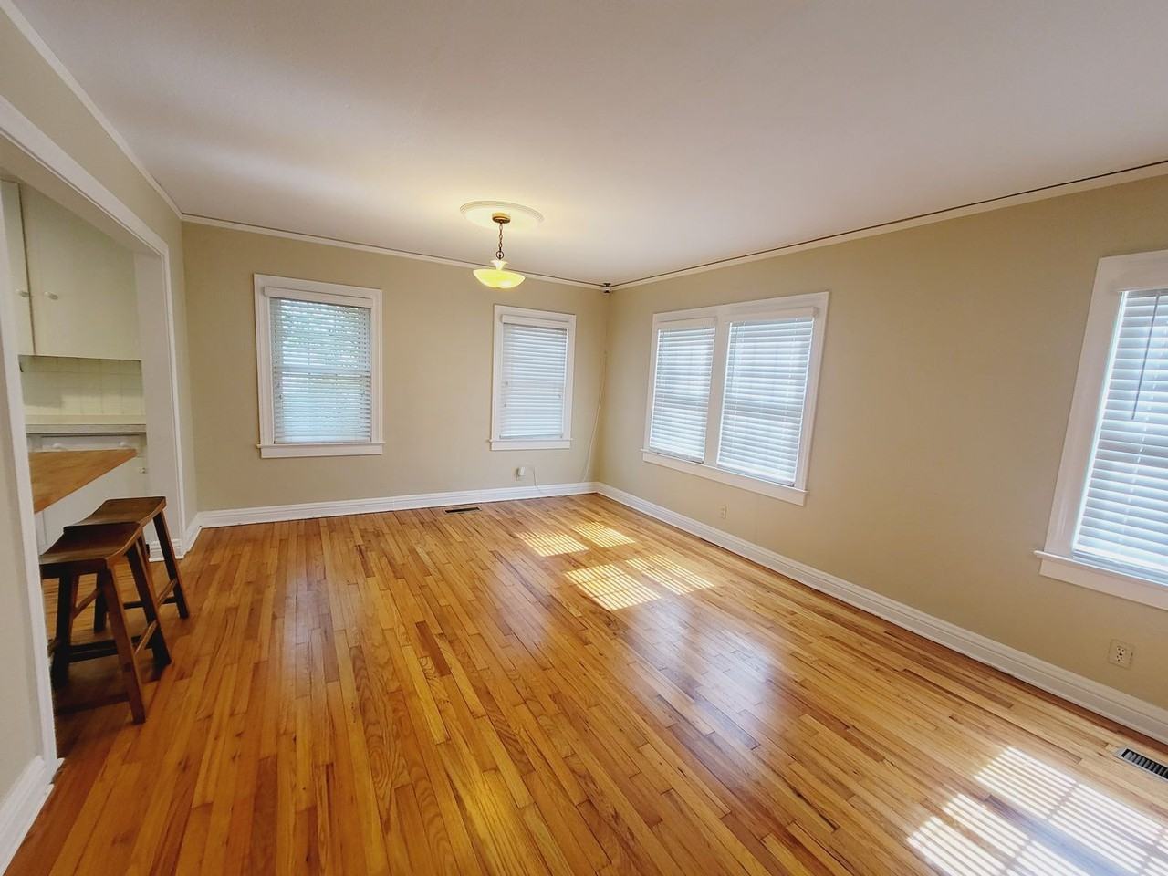 608 Talaflo St - Photo 3 of 38
