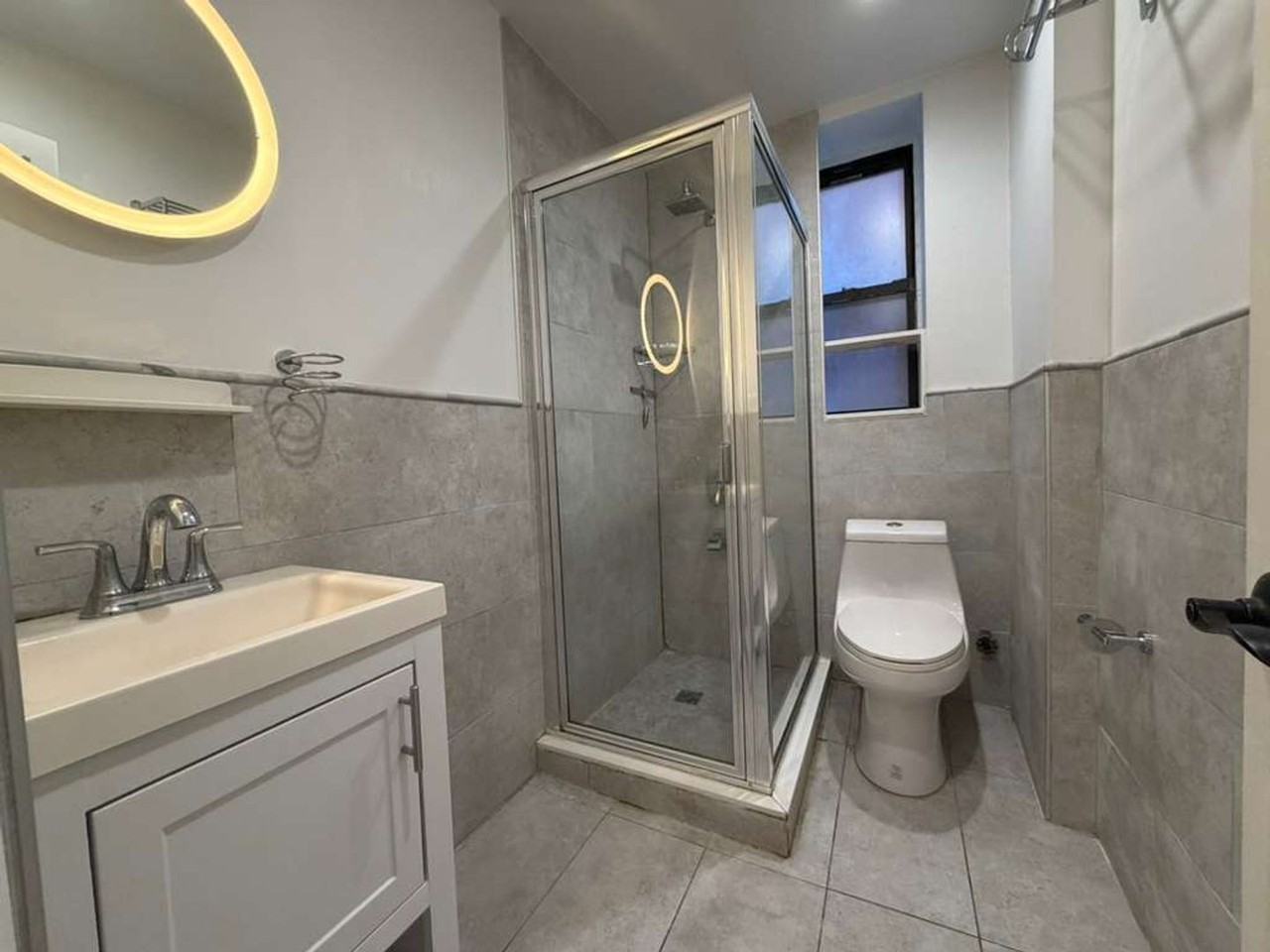 312 Main St #1H - Photo 3 of 9