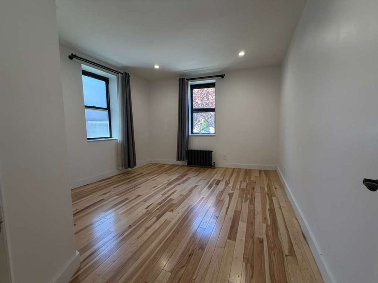 312 Main St #1H - Photo 4 of 9