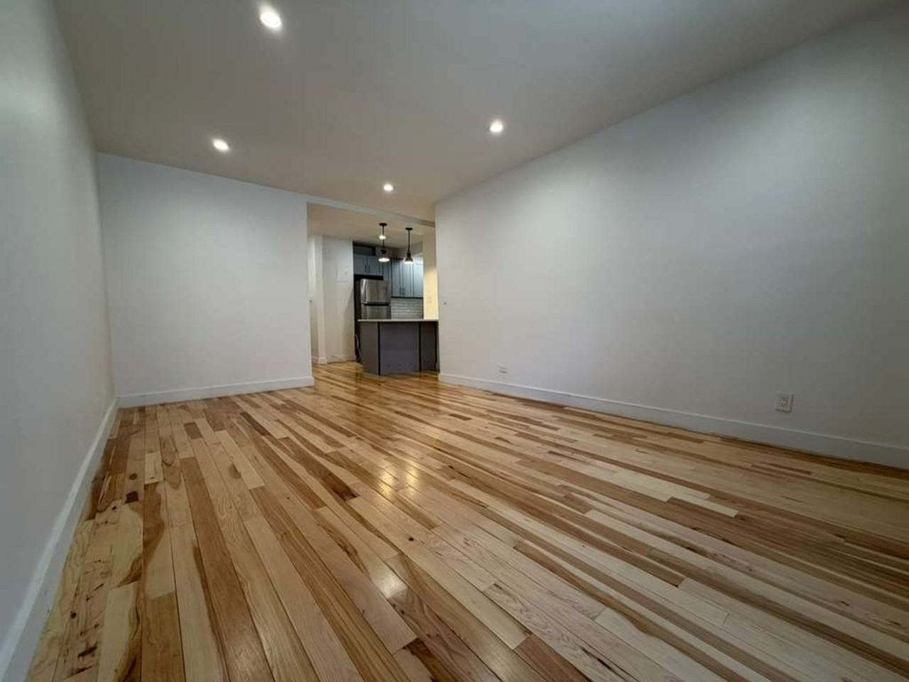 312 Main St #1H - Photo 2 of 9