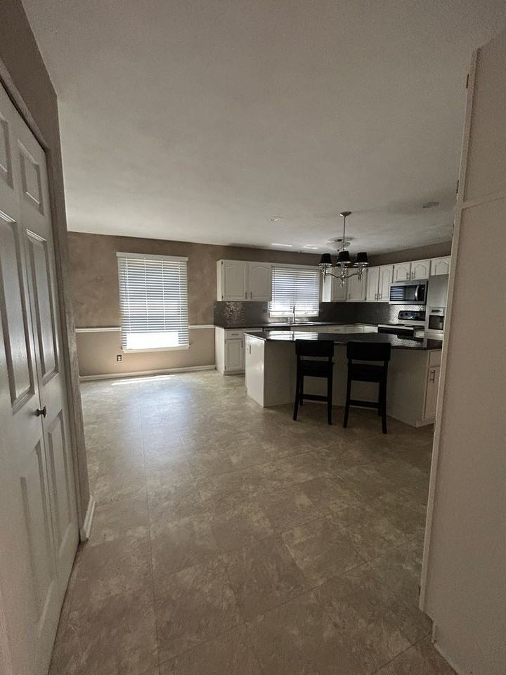 21 Archview Dr - Photo 6 of 19