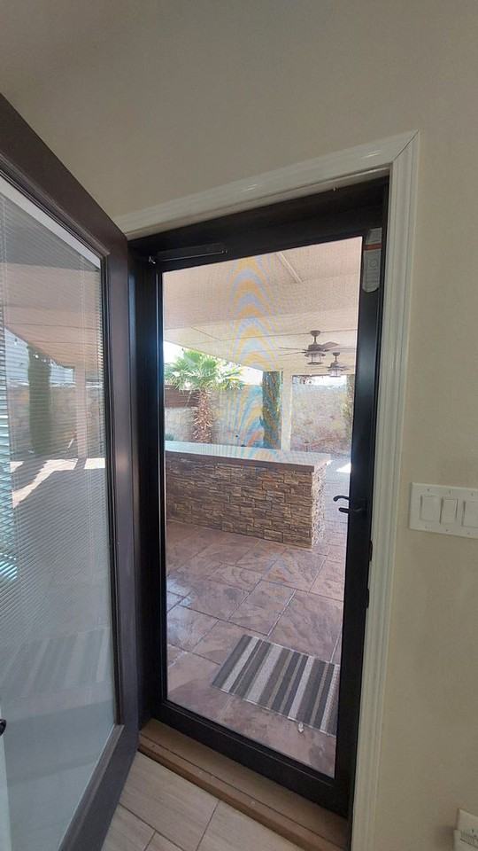 800 Caterick St - Photo 4 of 50