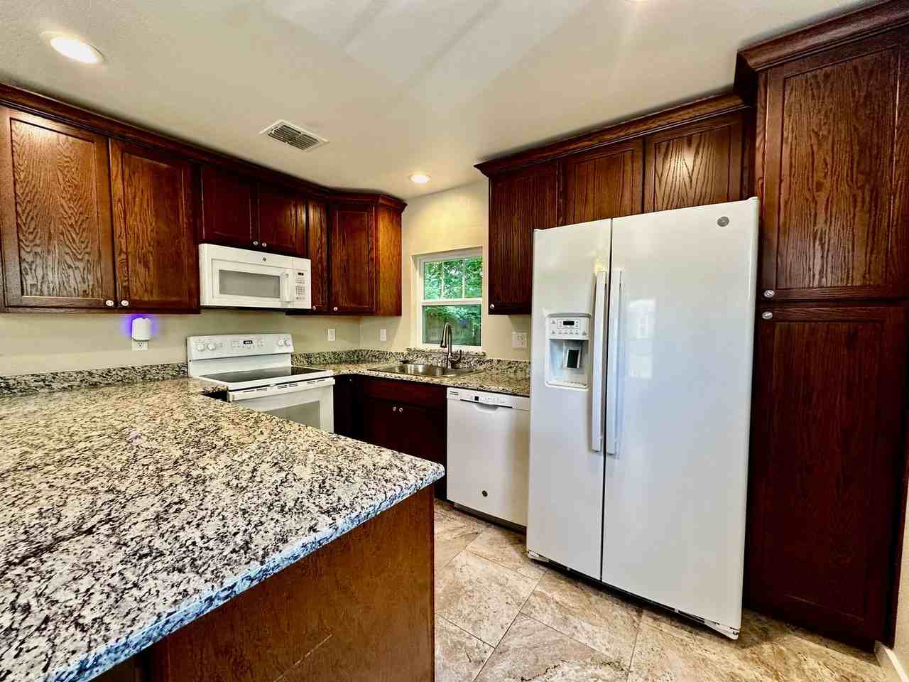 333 Guadalupe St - Photo 4 of 8