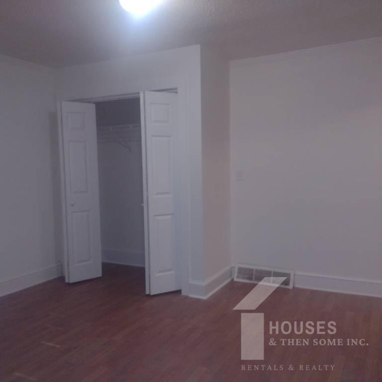 130 Ellison St - Photo 7 of 16