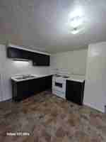 featured image of 621 1/2 S Main St