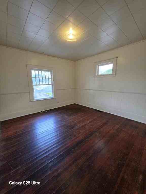 621 1/2 S Main St - Photo 6 of 8