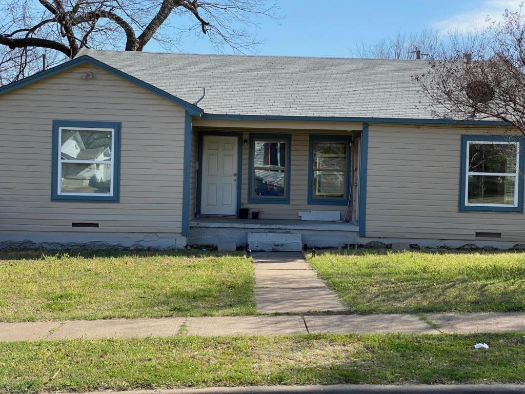 6620 Hollis Ave - Photo 2 of 6
