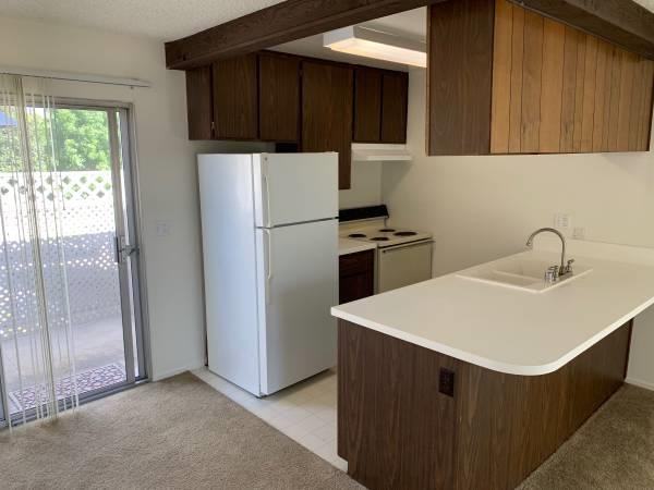 1975 Pomona Ave #17 - Photo 2 of 6