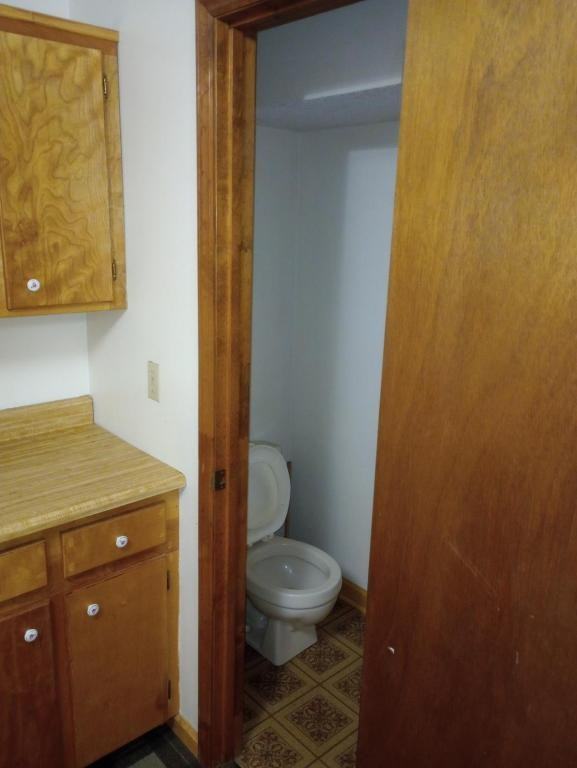 288 Apple Valley Rd - Photo 3 of 6