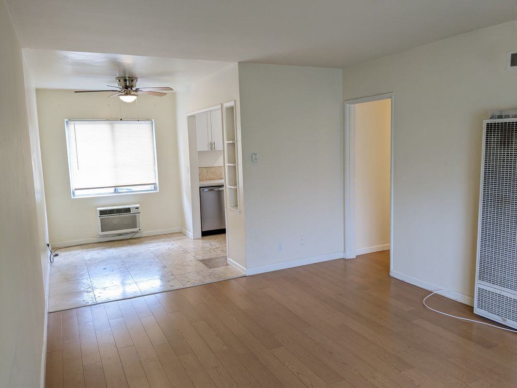 11230 Hortense St - Photo 2 of 13