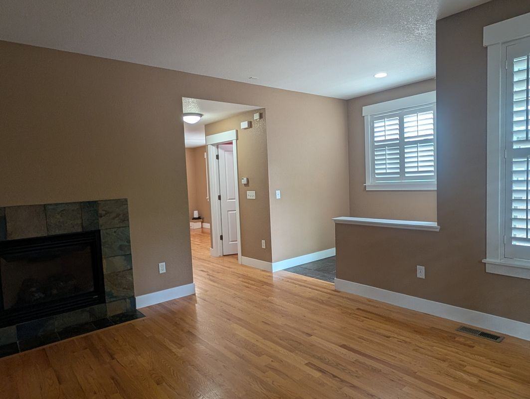 1166 S Sherman St - Photo 4 of 49