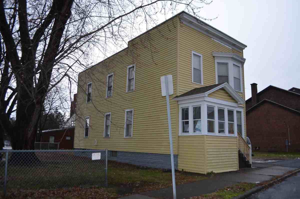 113 15th St ##1 - Photo 2 of 17