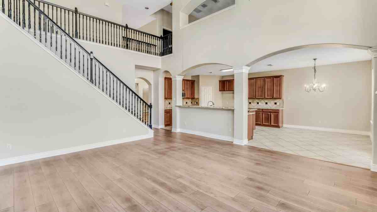 11405 Starlight Bay St - Photo 4 of 10
