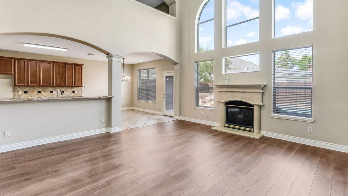 11405 Starlight Bay St - Photo 5 of 10